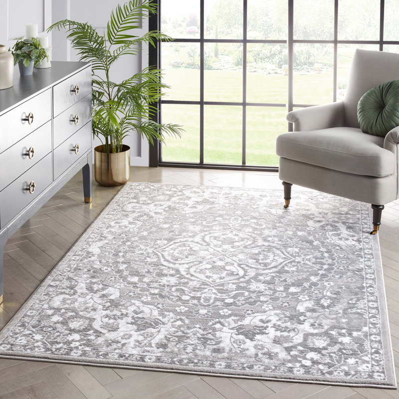 Tapis gris à motif de médaillon oriental transitionnel Granada, Rectangle 5 pi 3 po x 7 pi 3 po