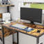 Bureau d'ordinateur avec prise de courant, ports USB et tablettes de rangement, idéal pour le bureau à domicile et les petits espaces, brun-121068437