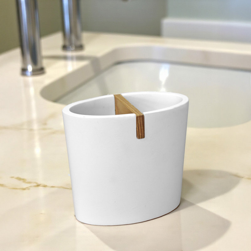 Richae Toothbrush Holder, White