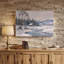 Tableau multicolore sur toile représentant un paysage hivernal avec un chalet et un ruisseau, œuvre d'art murale picturale représentant la nature enneigée, idéale pour le salon, la salle à manger et la chambre.-1848073382