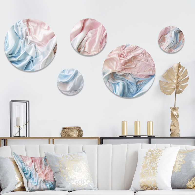 Abstract Wall Decor on Metal