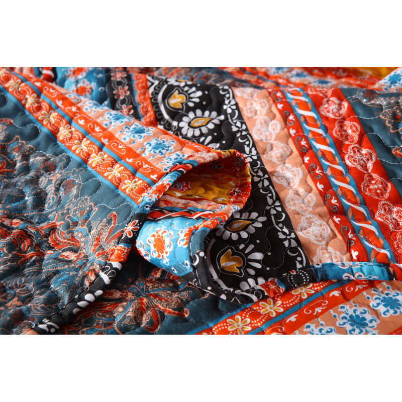 King Size Multicolor Polyester Bohemian Quilt Bedspread Set