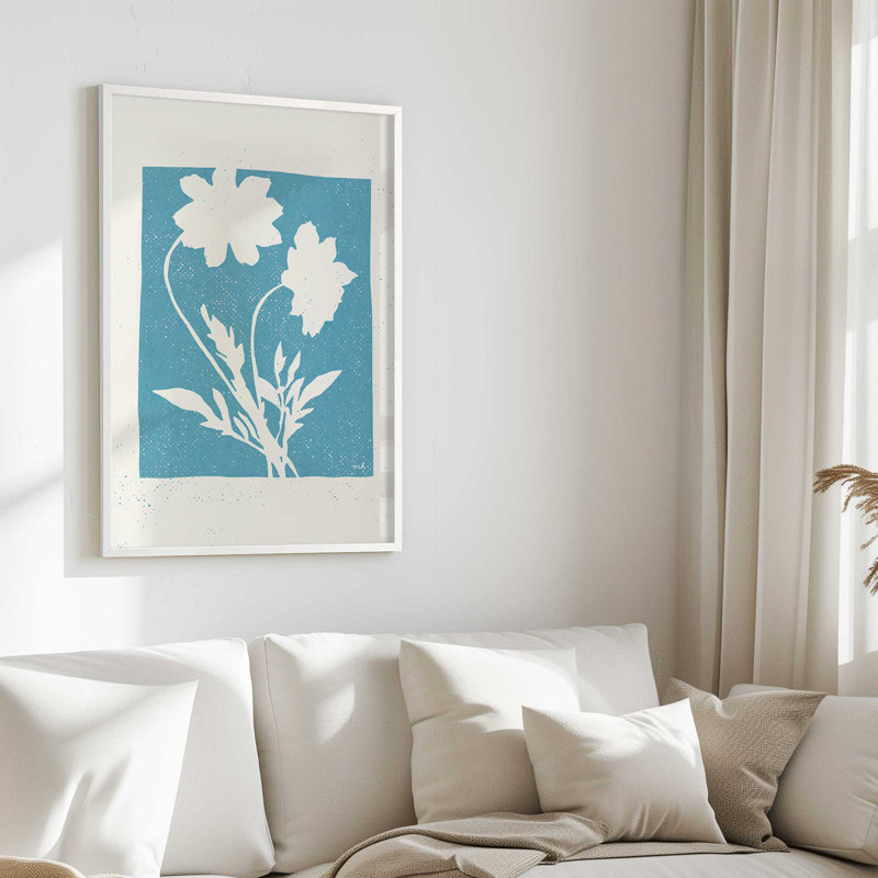 Fleurs subtiles en bleu, Cadre opaque blanc, H 21 po x l 17 po