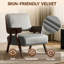 Fauteuil d'appoint rembourré de style moderne du milieu du siècle, de 66 cm de large, avec accoudoirs et pieds en bois massif-1587389814-1587389810