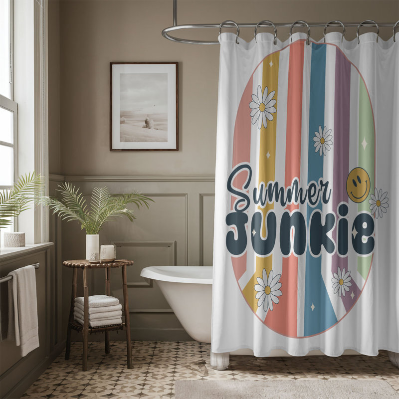 Mahalya Shower Curtain, H 74 po x l 71 po