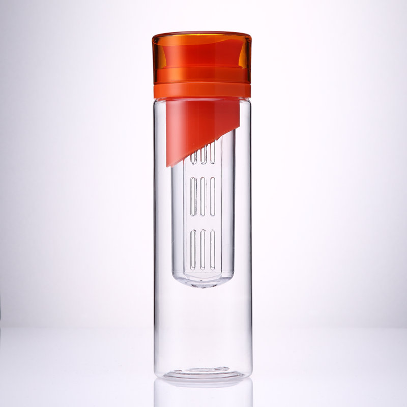 Bouteille d'eau incassable en plastique 24 oz avec infuseur de fruits Tritan