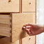 Table de chevet et armoire de rangement