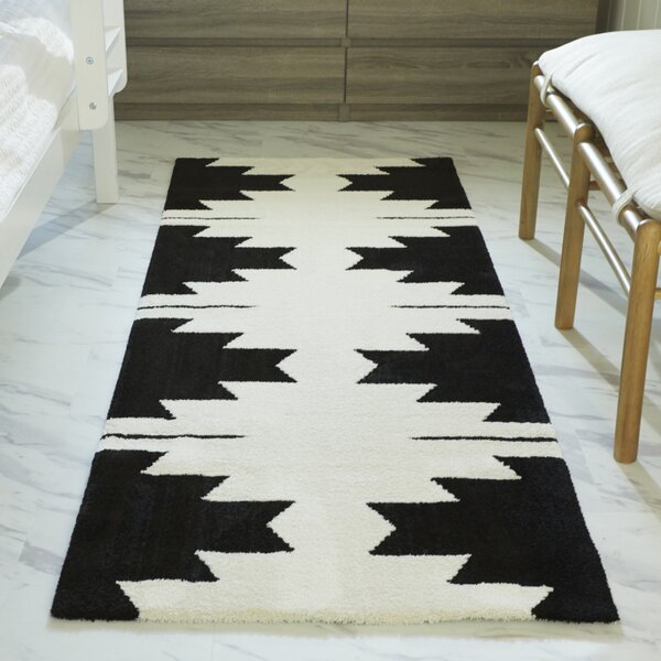 Union Rustic Gorka Performance Black/White Rug