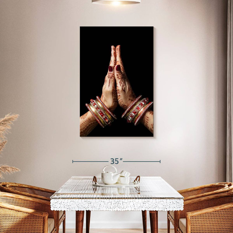 Adella Namaste Mudra Hands, H 30 po x l 20 po
