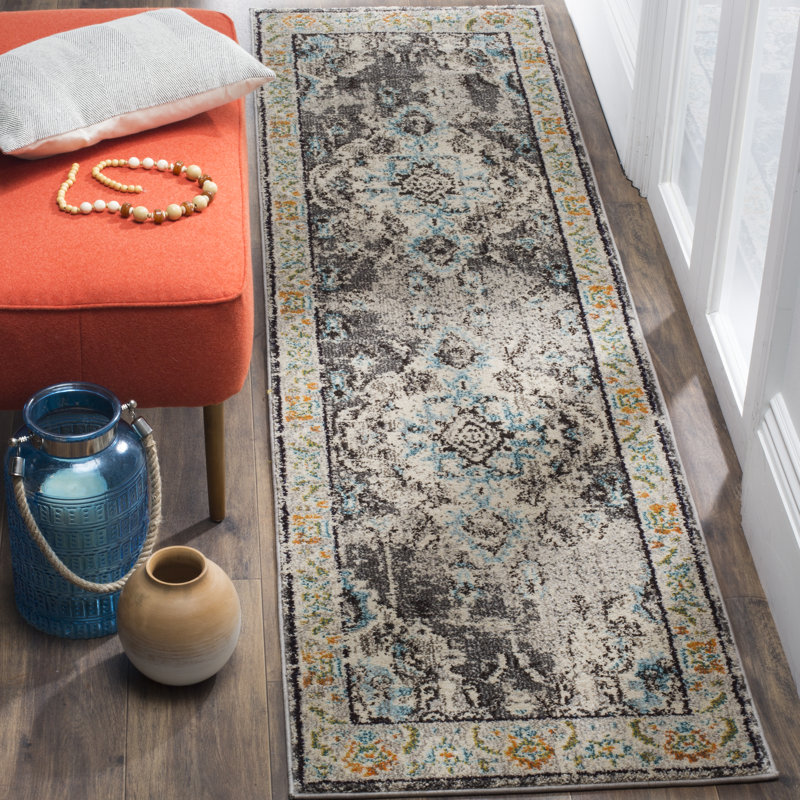 Eastchester Oriental Area Rug, Runner 66 x 244 cm