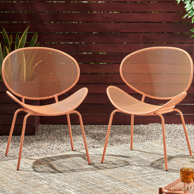 Chaises modernes en métal, 62 cm (l) x 65,3 cm (p) x 86 cm (h), orange, pieds inclinés, chaises élégantes en maille (lot de 2).