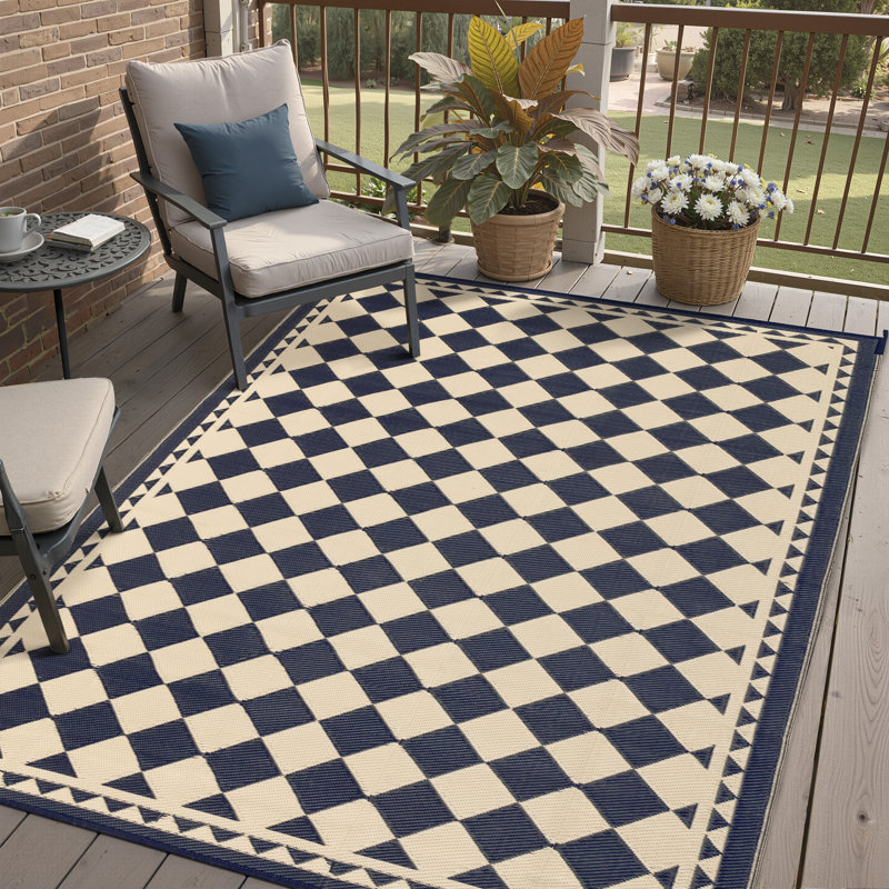 Tapis d'extérieur réversible imperméable à carreaux géométrique Enzo, Jaune / Blanc, Rectangle de 5 pi x 8 pi