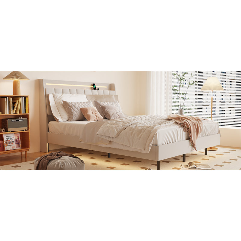 Très grand lit tapissier moderne en velours beige avec rangement à DEL pour la maison