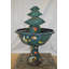 Fontaine Bawl en bronze avec coquilles à trois marches - Taille: L 43 po x l 43 po x H 63 po.