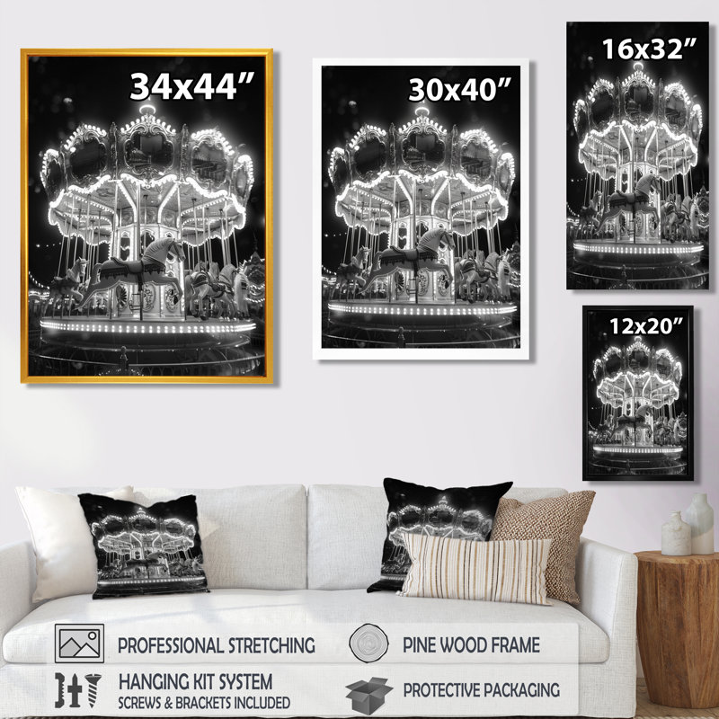 Carrousel monochromes d'été tournoyant Splendor, H 20 po x l 12 po x P 1 po, Toile encadrée noire simple