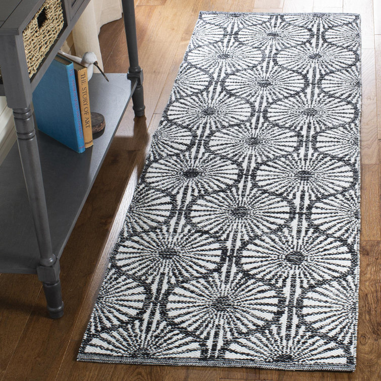 Tapis noir / ivoire à motif géométrique tissé à plat à la main Oak Hill