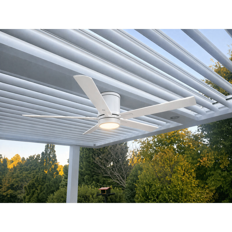 Ventilateur de plafond intelligent d'intérieur / extérieur de 52 po Vail avec DEL intégrée et télécommande Hiro, Blanc mat