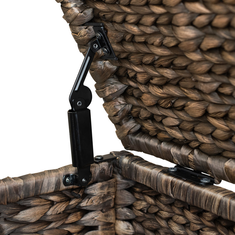 Coffre de rangement robuste en osier de jacinthe d'eau avec charnière de sécurité et structure en métal Ved, H 17,5 po x l 30 po x P 17,5 po, délavé brun