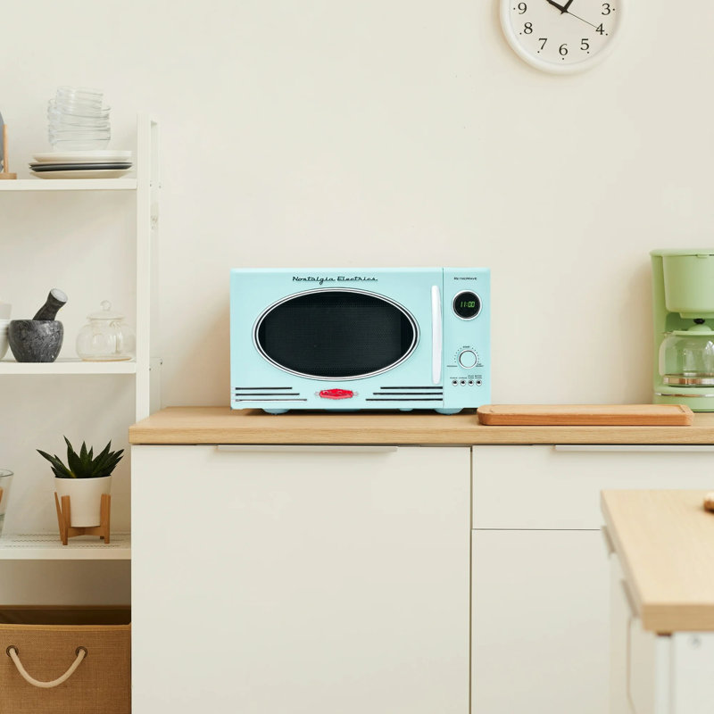 Four à micro-ondes de comptoir 19 po 0,9 pi³ 800 watts Nostalgia Retro, Turquoise
