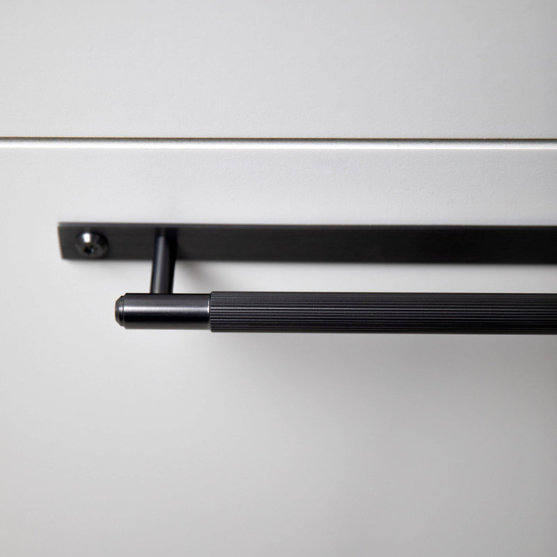 Pull Bar / Plate / Linear, Black, 12 12/16"