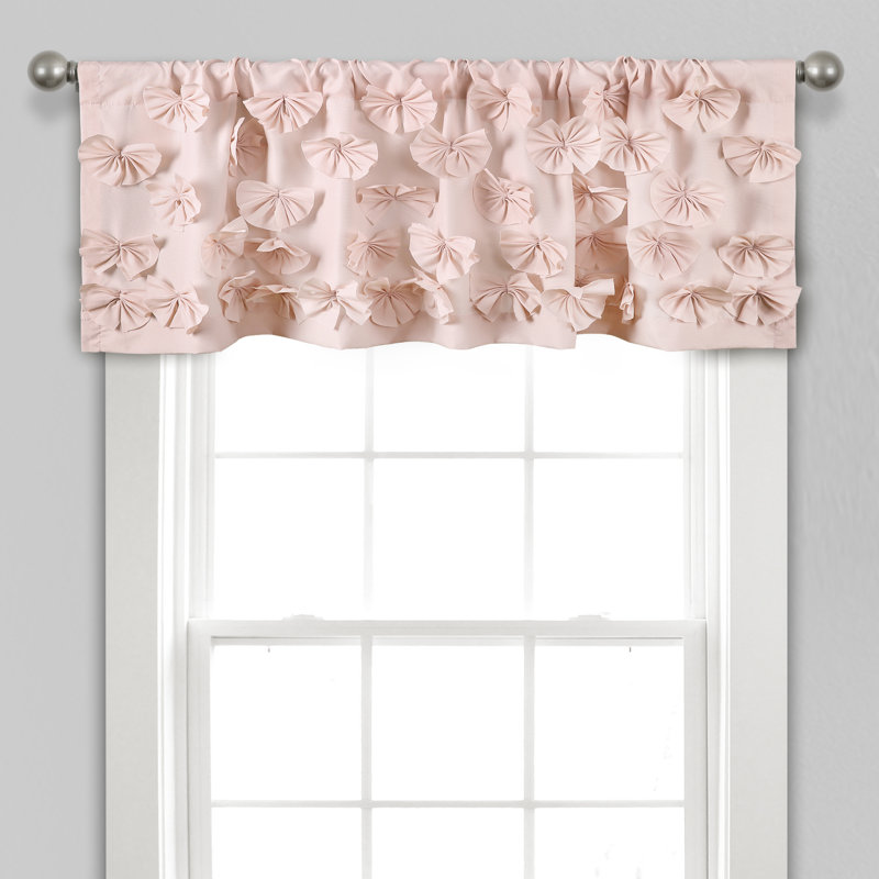 Scalloped Window Valance, Blush