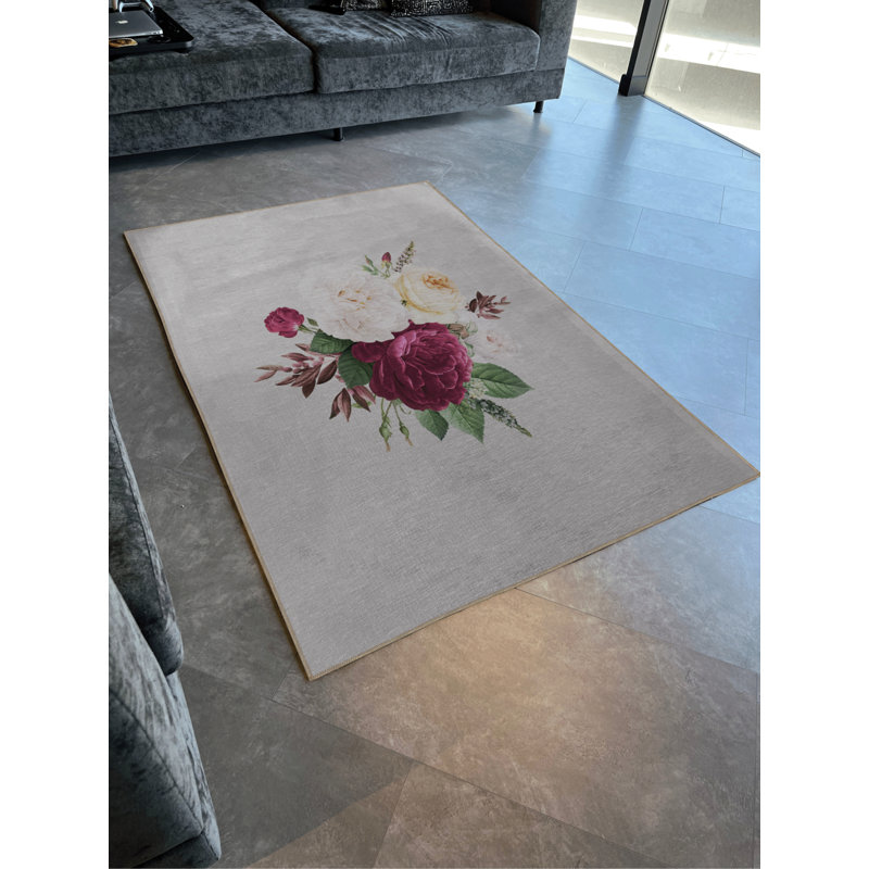 Bartett Floral Indoor / Outdoor Rug, Rectangle 4' x 6'7"