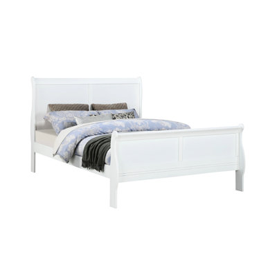 Grand lit en bois massif avec finition blanche pour une expérience luxueuse