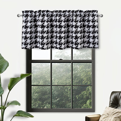 Skidmore Houndstooth Tailored Window Valance