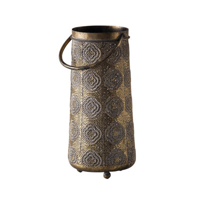 Handheld Hollow-out Design Metal Candle Lampshade