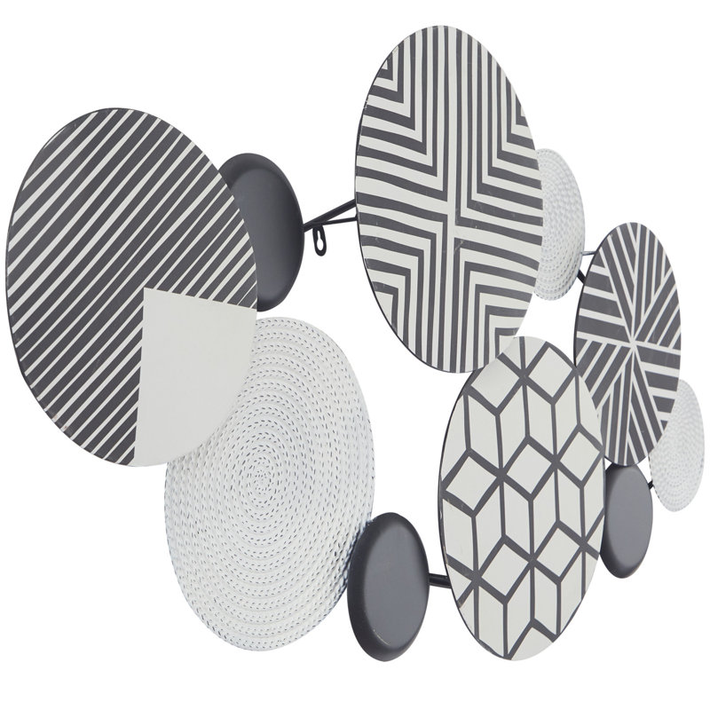 Metal wall plaque with intricate designs, Noir