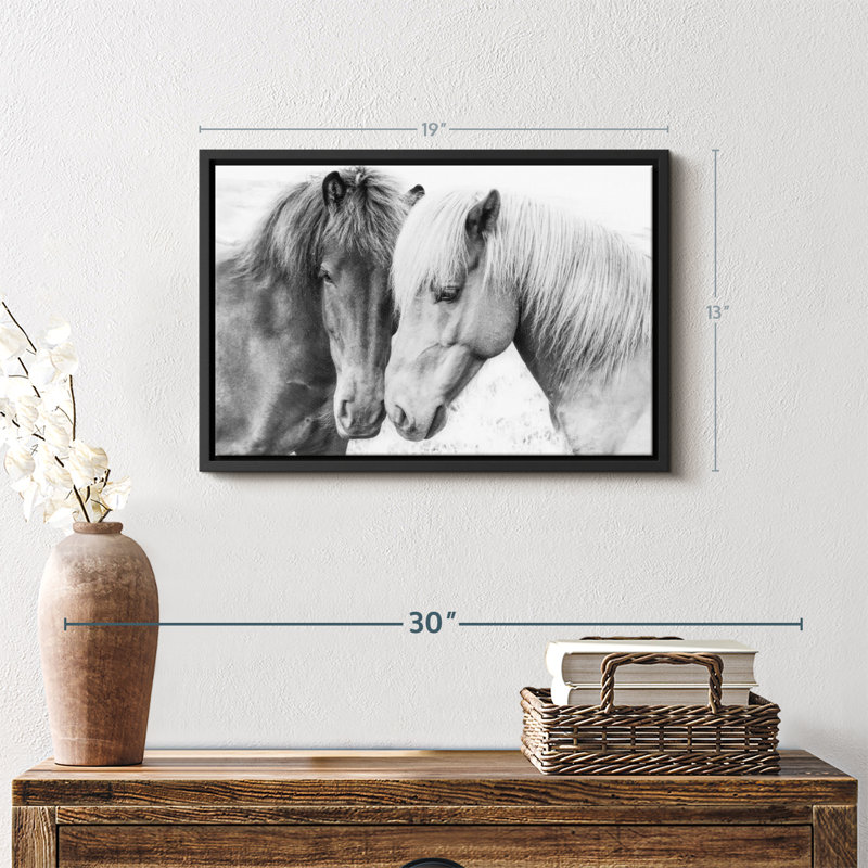 Animal «Sweet Horse Love», H 19 po x l 13 po