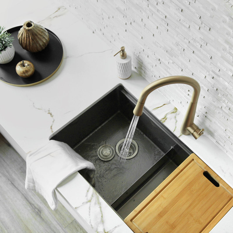 Siena Modern Single Handle Kitchen Faucet, Or brossé