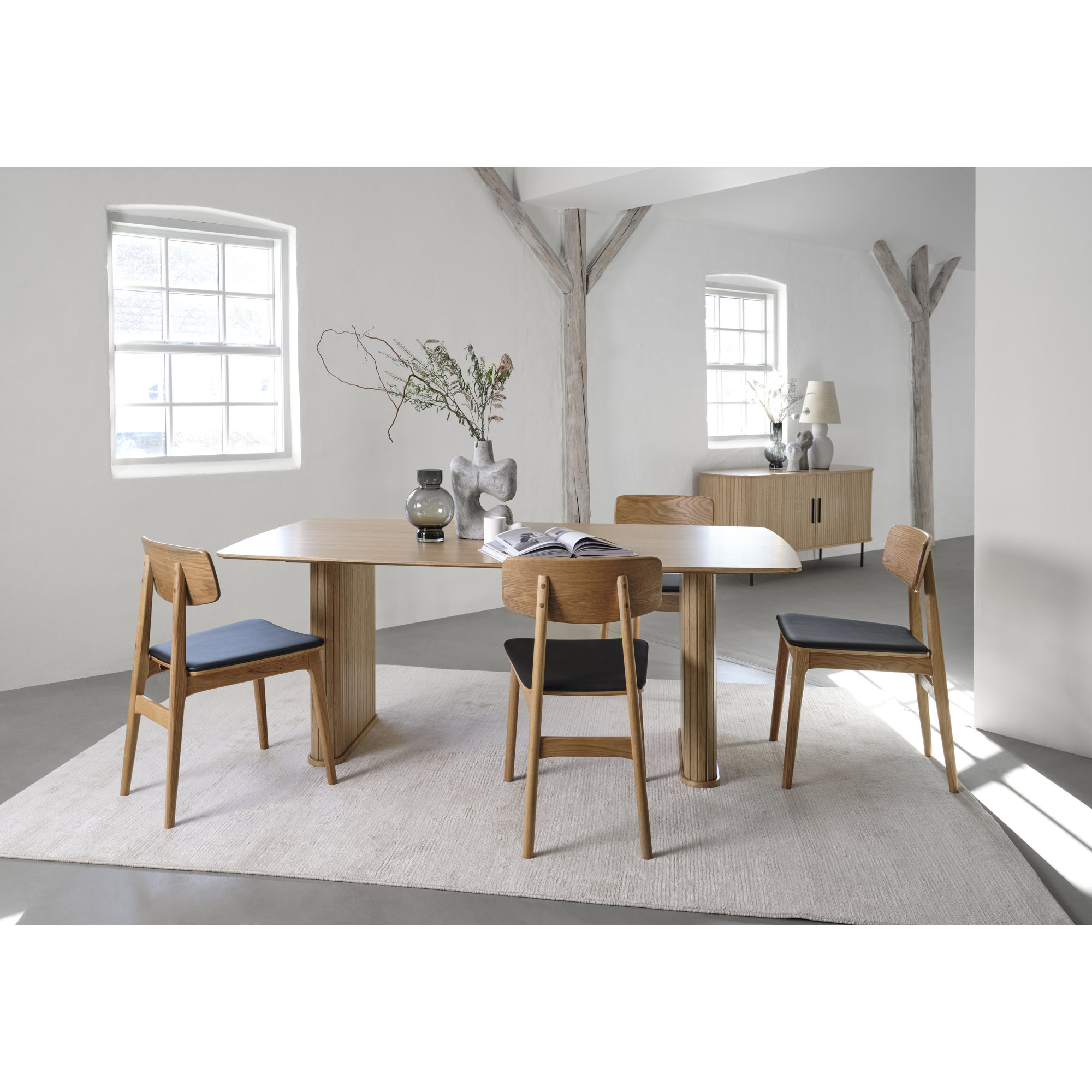 Iris 75" Dining Table - Thumbnail 3
