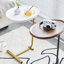 Table d'appoint blanche - polyvalente pour différents espaces Le poids compact de 4,62 lb améliore la décoration de la chambre à coucher avec une largeur de 12,07 po