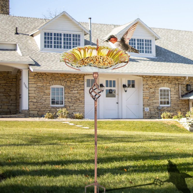 Bains d'oiseaux pour l'extérieur