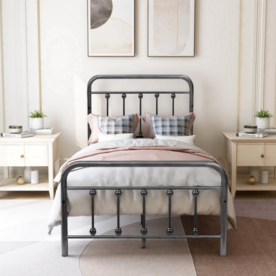 Cliffrose Metal Spindle Bed