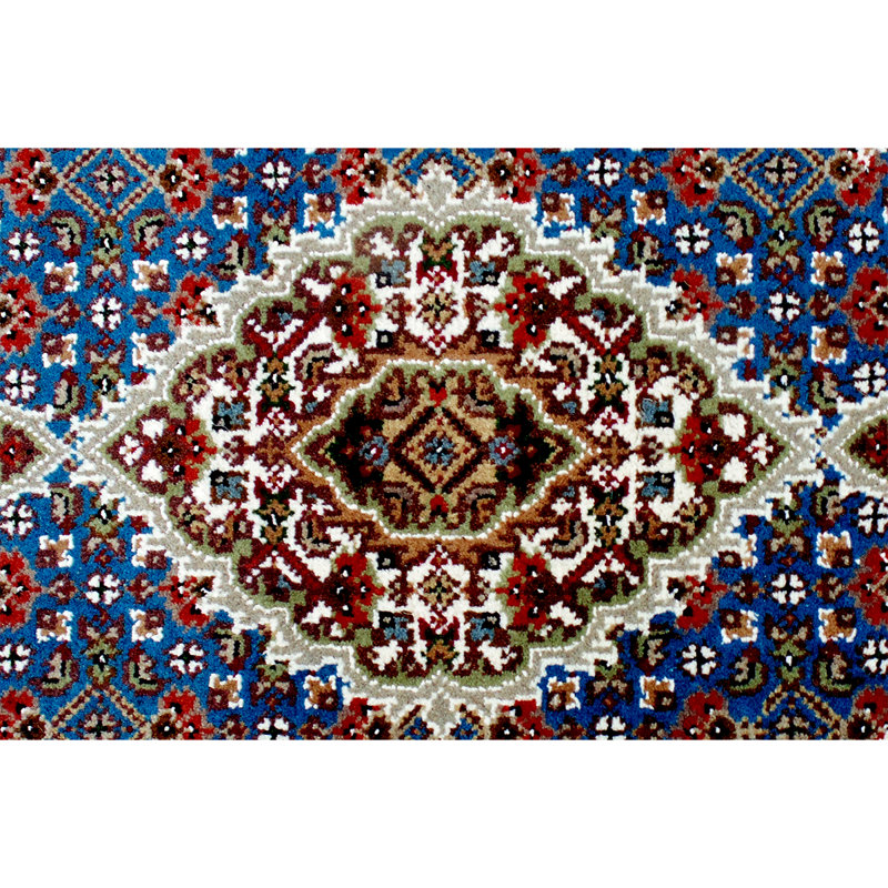 Wool Oriental Area Rug in Ivory, Rectangle 4' x 6'