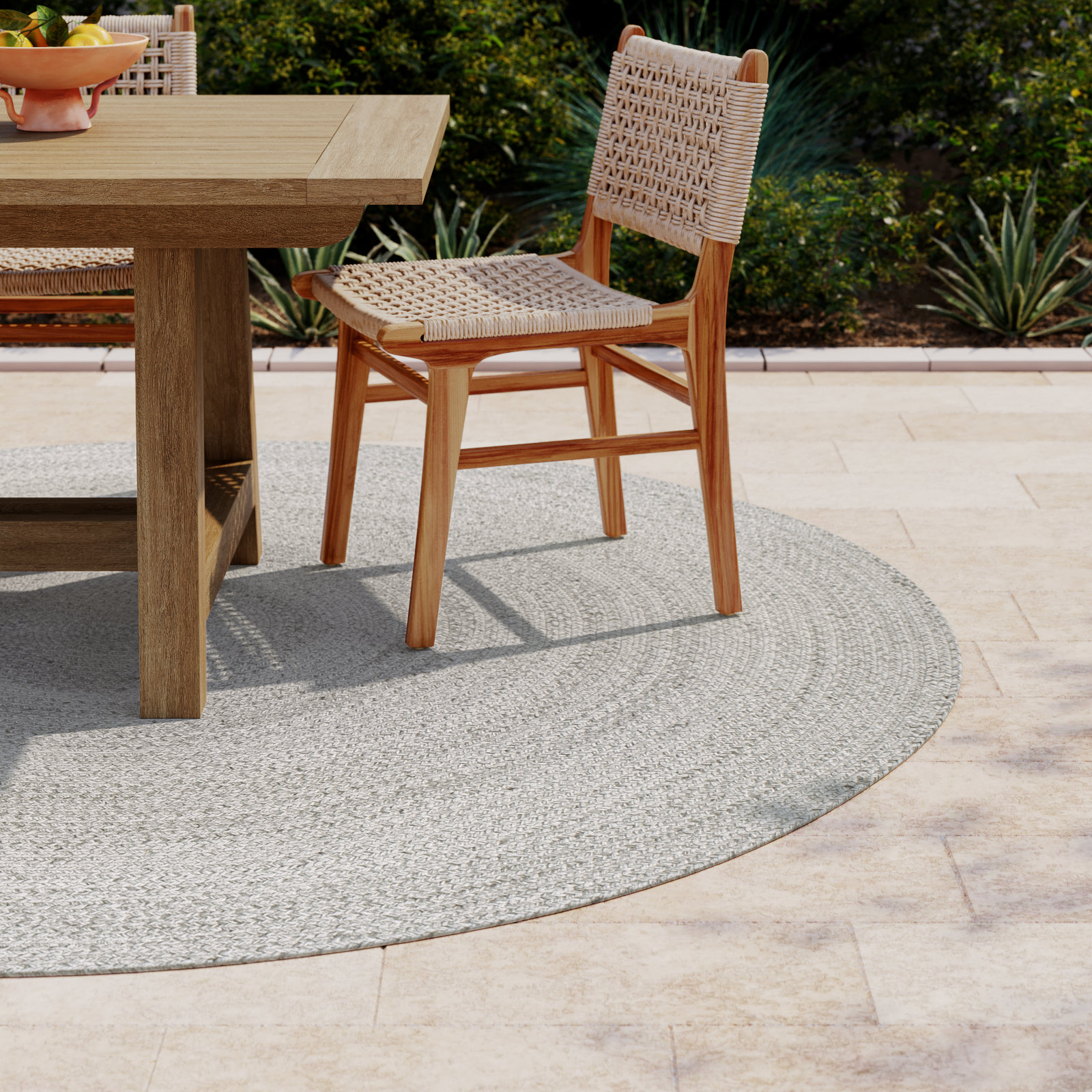 Hinton Cream Hand-Woven Outdoor Rug, Round 6'
