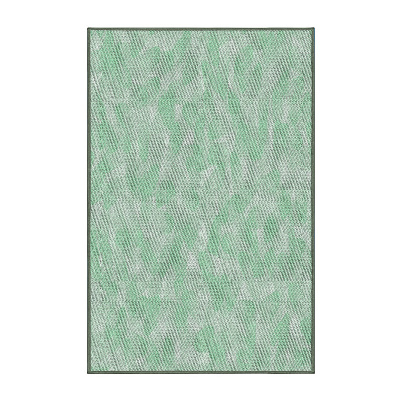 Tapis vert tissé à la machine, Rectangle 5 pi x 7 pi