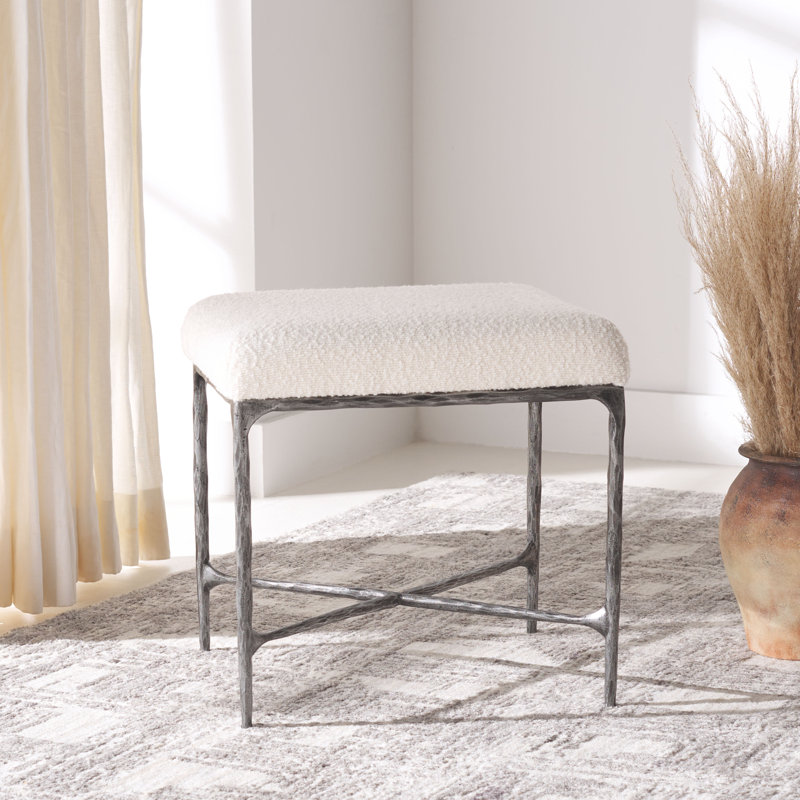 Jaysion Ottoman, Ivory