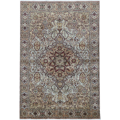 Sona Hand Woven Wool Oriental Area Rug