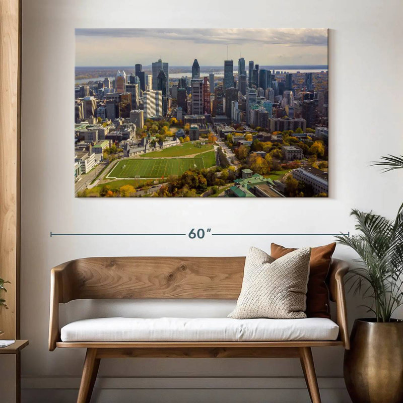 Sebbie, horizon de Montréal, H 34 po x l 51 po