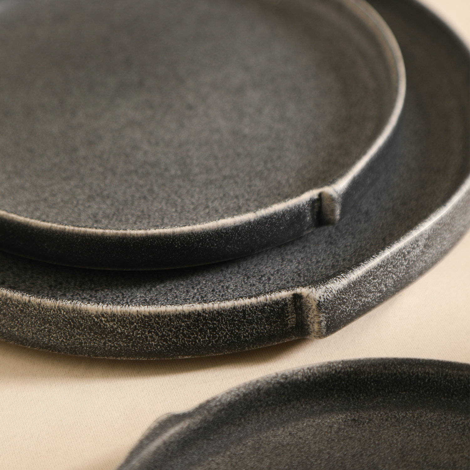 Stone Lain Bao 4-Piece Salad Plate Set Stoneware, Black