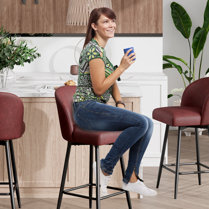 Benedit Swivel Upholstered Counter Stool (Set of 2), Red