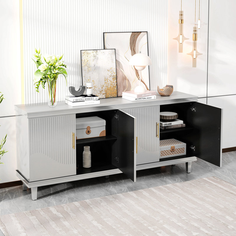 Grande armoire à 4 portes, Champagne, 32.28" H x 70.07" W x 15.75" D
