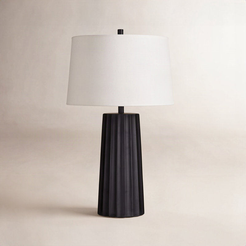 Ariyha Resin Table Lamp