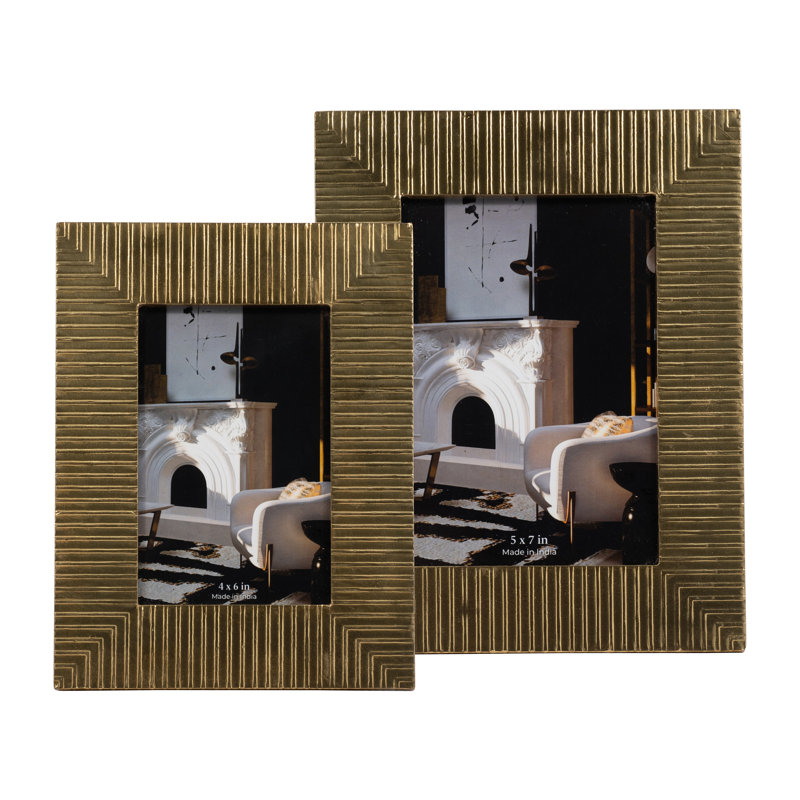 Gold Metal Picture Frame, 4" x 6"