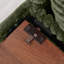 Canapé confortable moelleux en velours côtelé-579795408