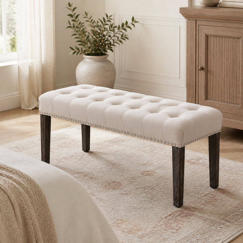 Pouf-banc en velours capitonné beige, 115,6 cm L x 43,2 cm l x 48,2 cm H, pieds en bois d'hévéa