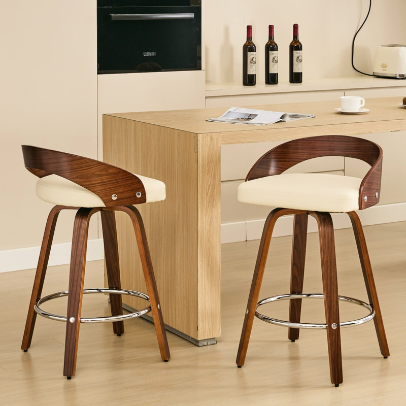 Tabourets de bar de style Mid-Century moderne (2) - hauteur de 25 po, siège en similicuir beige, bois de noyer, coussin de siège conçu par l'utilisateur, revêtement facile à nettoyer